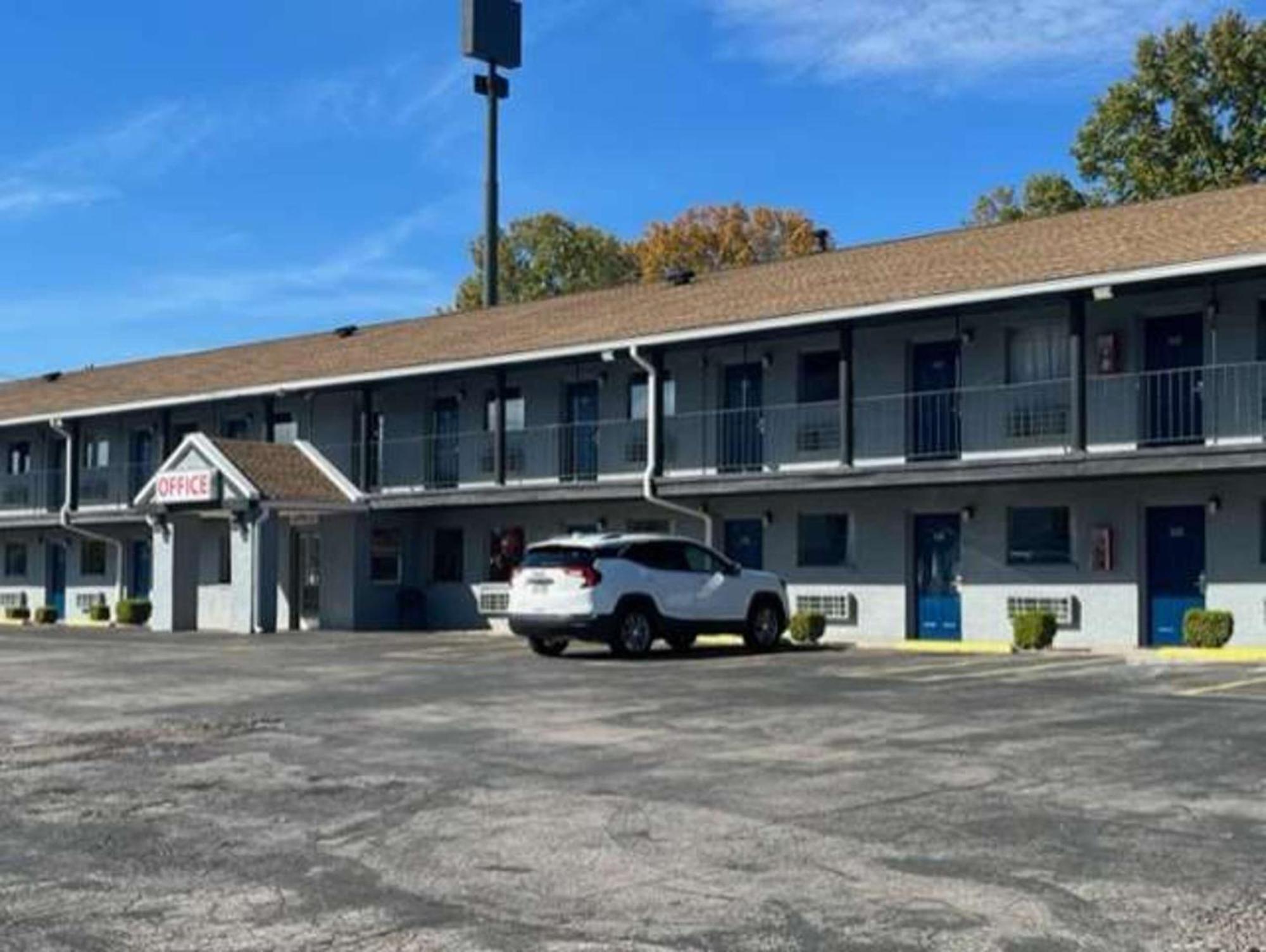 Studio 6 Suites Hurricane, Wv エクステリア 写真