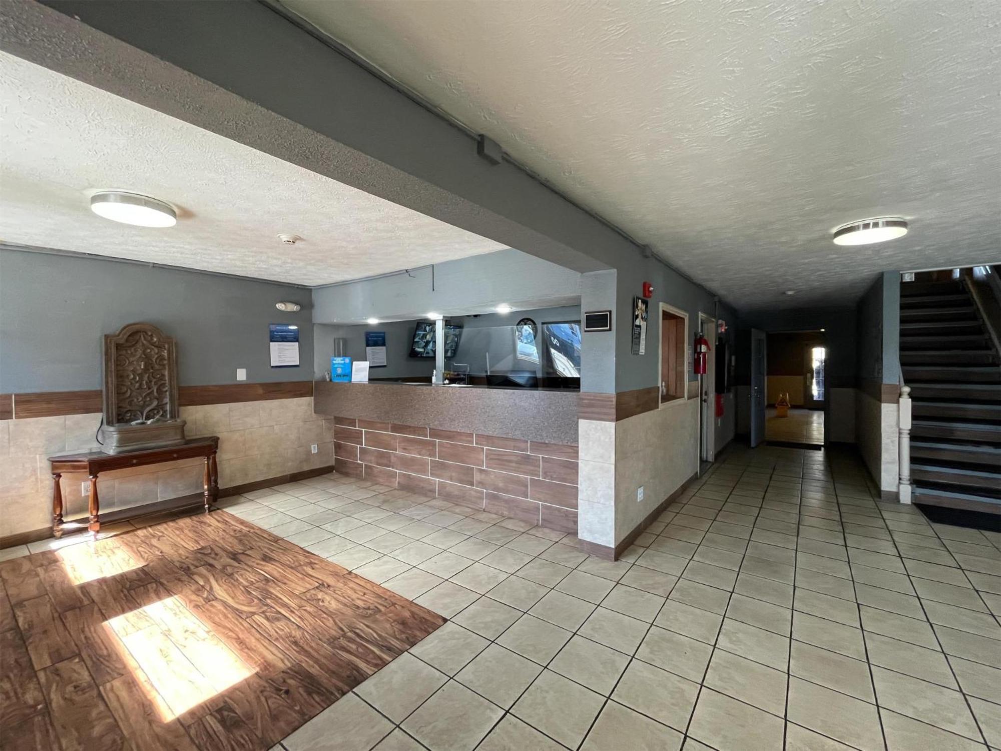 Studio 6 Suites Hurricane, Wv エクステリア 写真