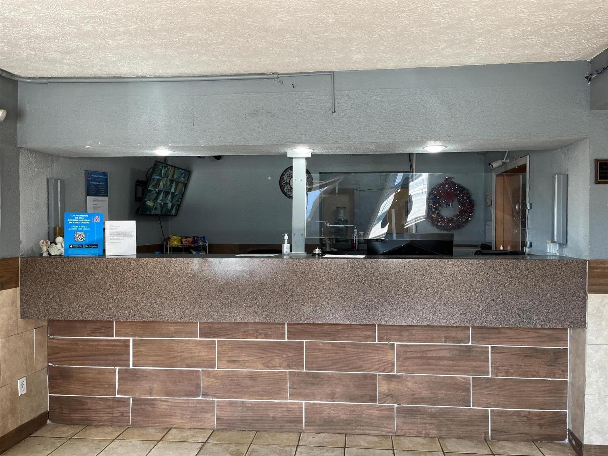 Studio 6 Suites Hurricane, Wv エクステリア 写真