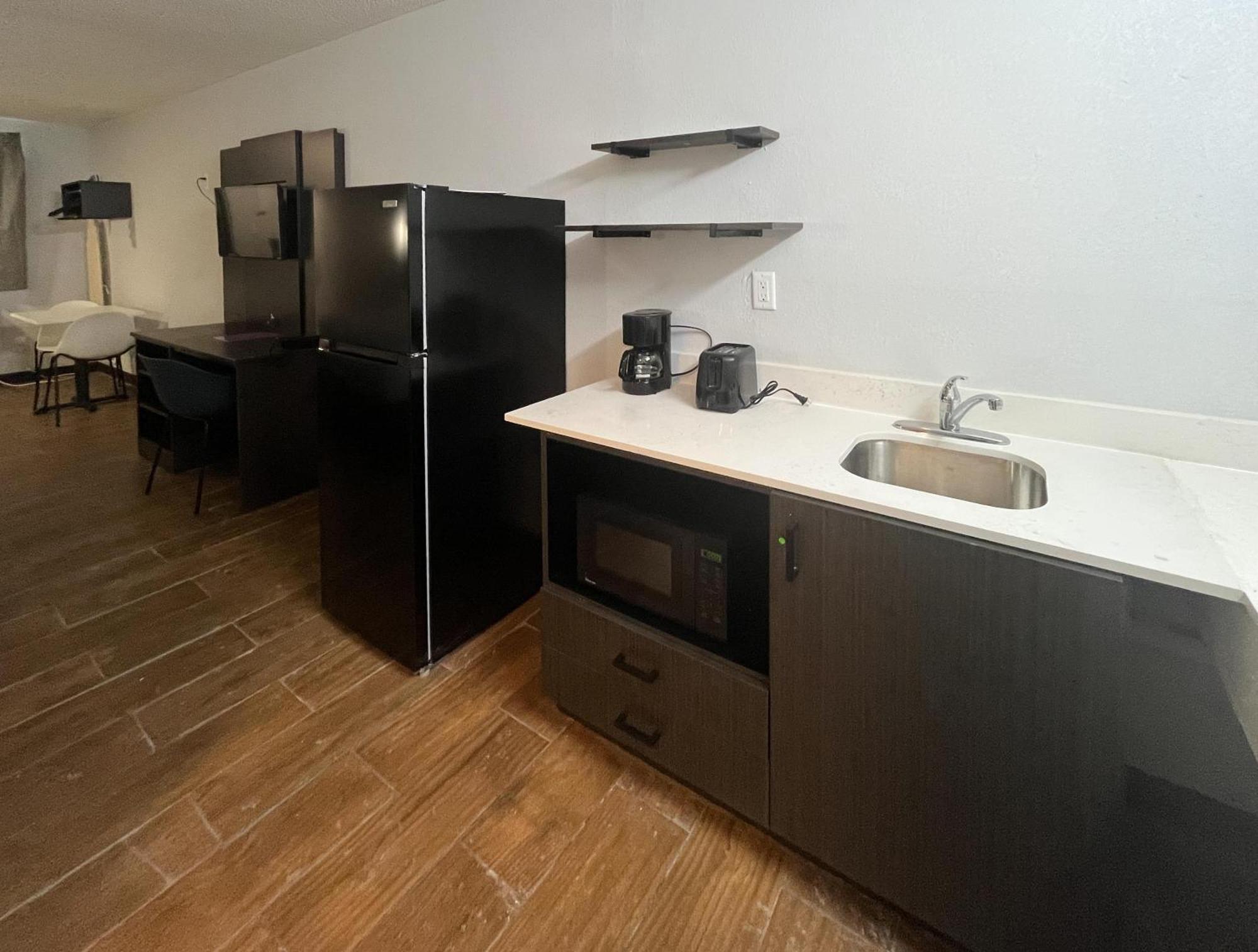 Studio 6 Suites Hurricane, Wv エクステリア 写真